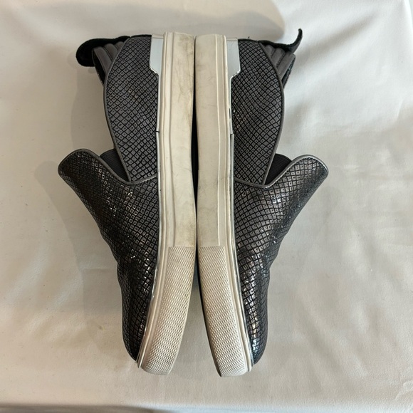 WISHBONE Sz 10 Slip On Loafers Snake Print Metallic Rubber Soles Slides Shoes - Picture 5 of 9